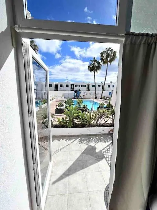 17 Puerto Del Carmen Blueshark Apartment