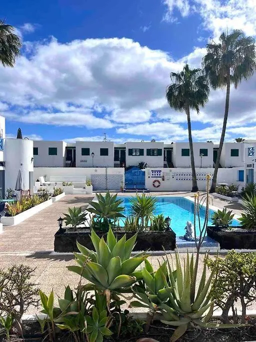 17 Puerto Del Carmen Blueshark Apartment Spain